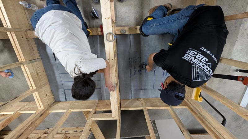 15_OPTIONAL_Traditional_Liner_Installation_Overhead