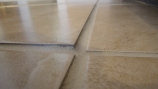 Horror tile installation: why bother with flat floors or evenly laid tiles?