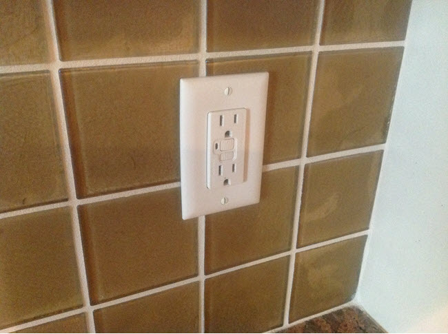 How To Install Glass Tile Correctly - Can U Paint Glass Tiles How To Install Glass Tile Correctly - Can U Paint Glass Tiles